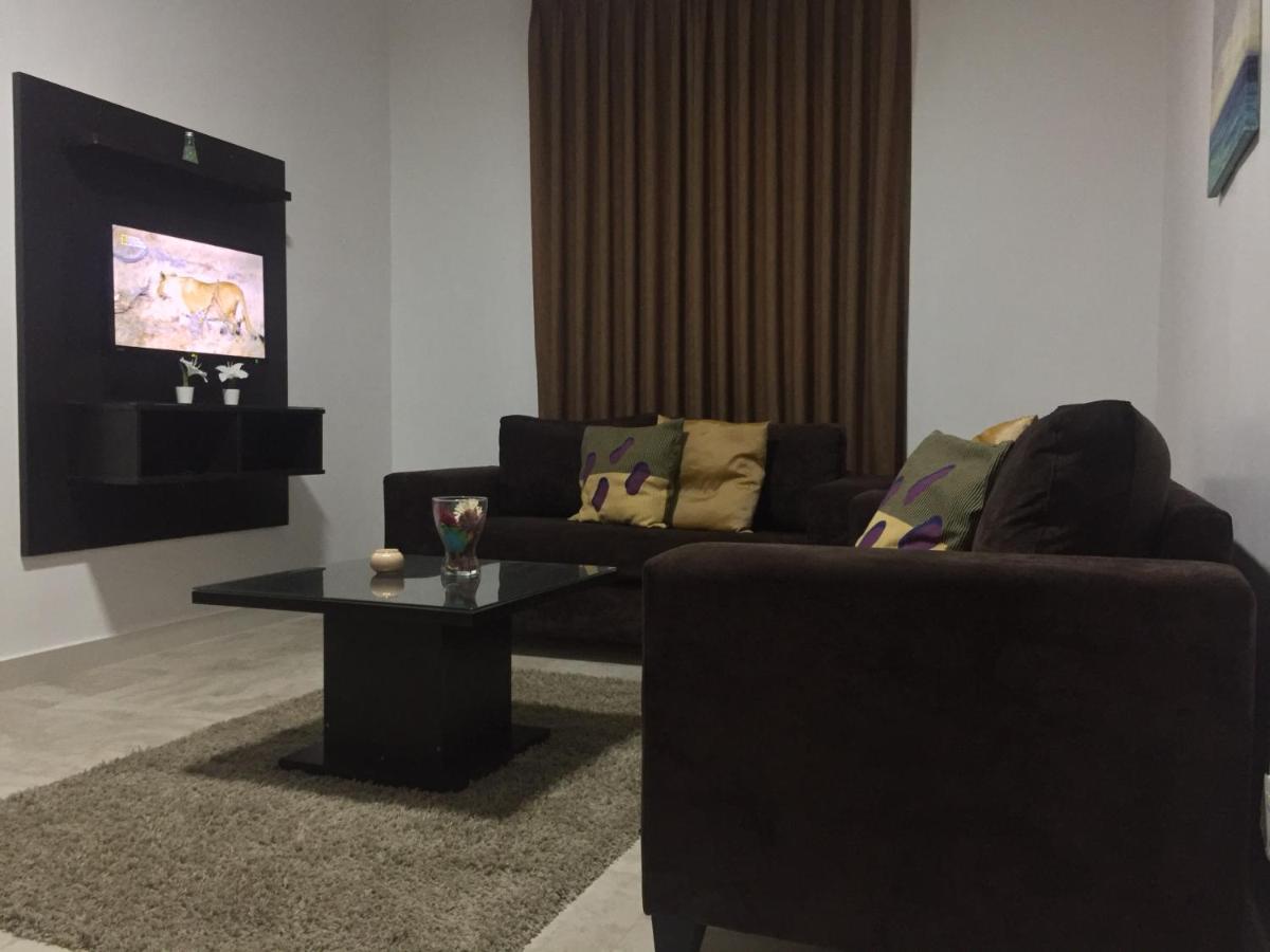 Tunaib Plaza Apartment